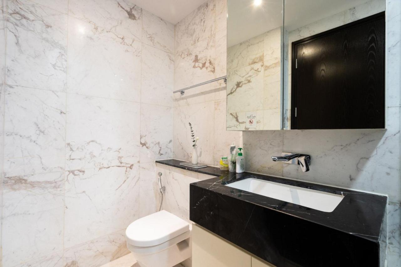 Luxury D1Mension In District 1 Freepoolsaunagym Ho Chi Minh City Bagian luar foto